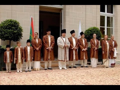 HAR LAHZA BASHAKL E BUTI AYYAAR  FARSI GINAN || Faiz Baig & Ambareen