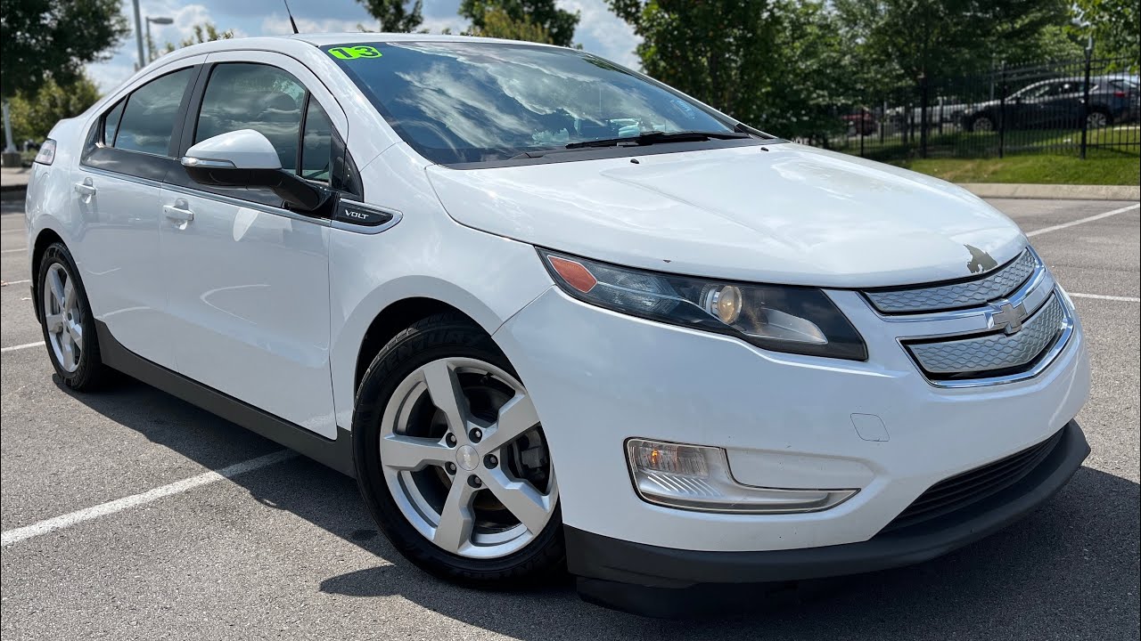 2013 Chevrolet Volt POV Test Drive & 189K Mile Review