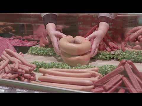 Herstellung Schinkenfleischwurst im Ring bei RASTING