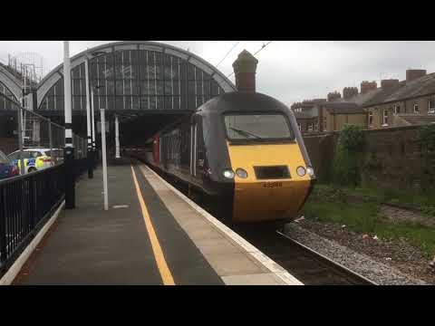 XC 43366+ VTEC 43238 leaves Darlington working the 1S22 London Kings Cross to Stirling