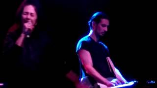 Kristin Kontrol- Skin Shed (live)