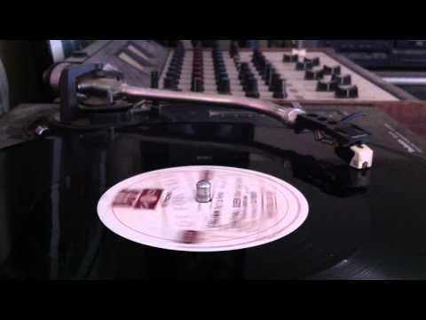 CHEVELLE FRANKLYN & BEENIE MAN - DANCEHALL QUEEN (HIP HOP REMIX) Mo money, mo problems riddim