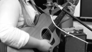 Lucius - Nothing Ordinary (Tori Leche Trio Cover)