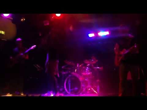 L'ATTRITO LIVE @ ACROPOLIS - NON OSARE