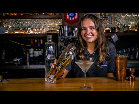Best Cocktail to make for Valentines Day | Feat. St. Germain Liqueur