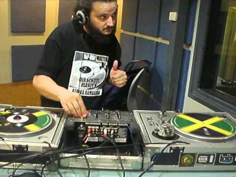 LUKALION Dj en LA DE DIOS   SET EN VIVO 14 12 12 1º