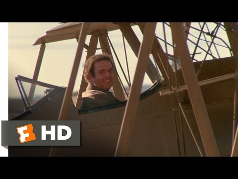 Thumbnail of the video: Midnight Run (5/9) Movie CLIP - You're a Pilot? (1988) HD
