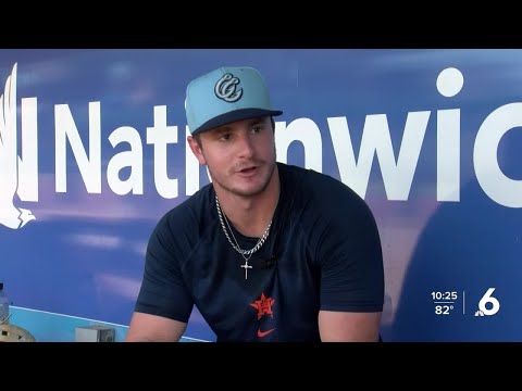 Hooks Luke Berryhill a star in progress in baseball and music