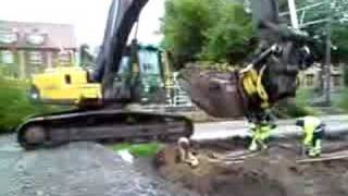 preview picture of video 'Volvo EC290 excavator'