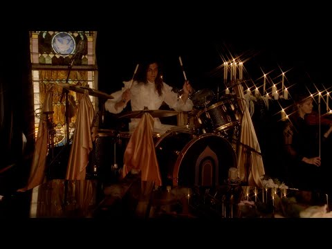 Greta Van Fleet Candlelight Sessions – Light My Love (Live)