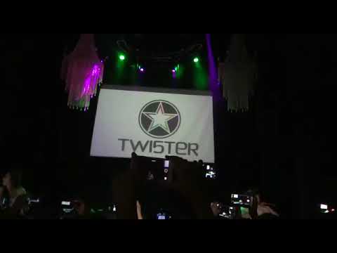 Twi5ter  Quiero contartelo hoy