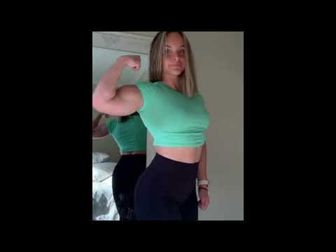 Melinda Lindmark - Flex biceps