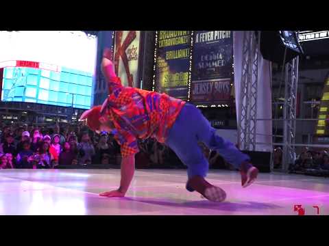 Carl Winz Vs RIchie Rich - 1st Round - Behind The Groove Times Square Edition 2018 - #TIMESQUAREARTS