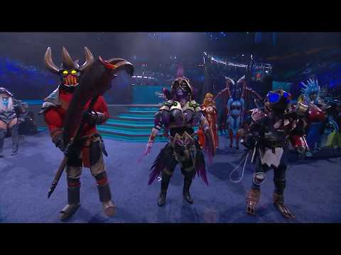 Dota 2 The International 7 (TI7) 2017 Cosplay Show
