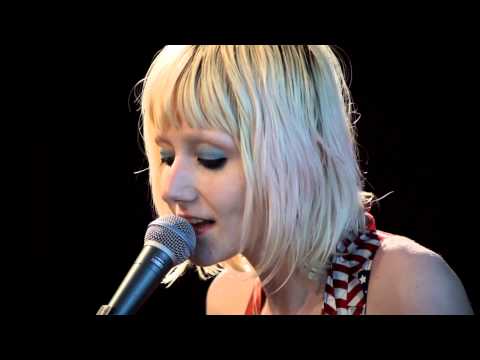 Jessica Lea Mayfield - "Standing in the Sun"