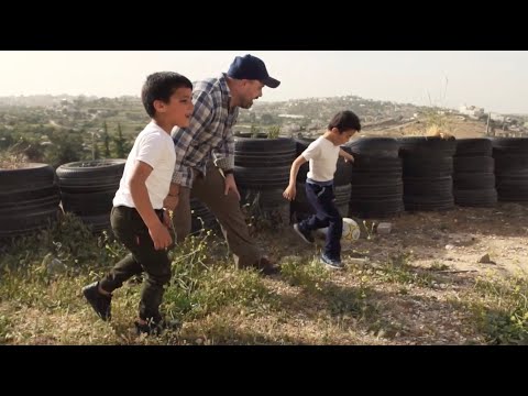 King David Reigns in Hebron