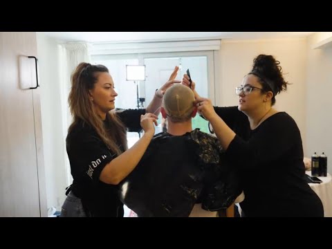 Rob McClure transforms into Mrs. Doubtfire
