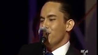 Aliado Del Tiempo (En Vivo) Lyrics English Translation