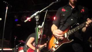 American Secrets-Parachute