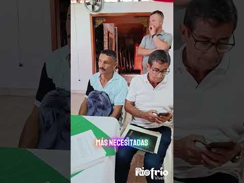 LA ALCALDESA VIVIANA MENA ZAPATA