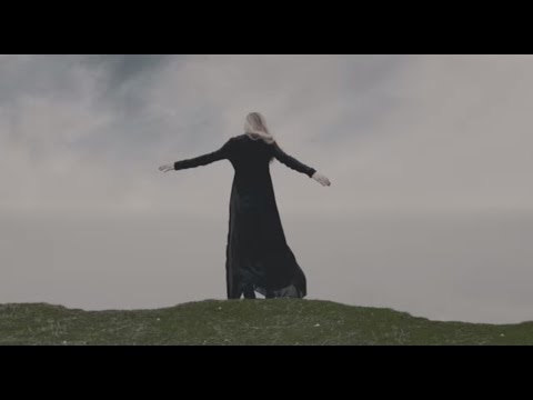 A Year Still Waiting - Lizzyspit (Official Video)