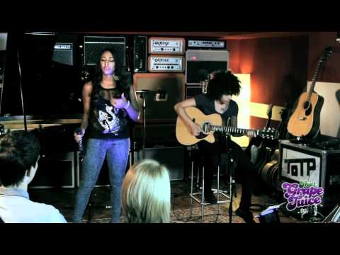 Alexandra Burke - Heartbreak On Hold (Live Acoustic)