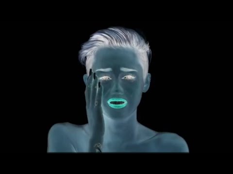 Video thumbnail for † MIL3Y CRYRUST †