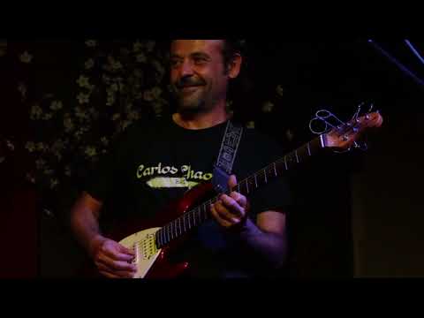 Carlos Chaouen  "EN CUARENTENA". LIVE 2021.