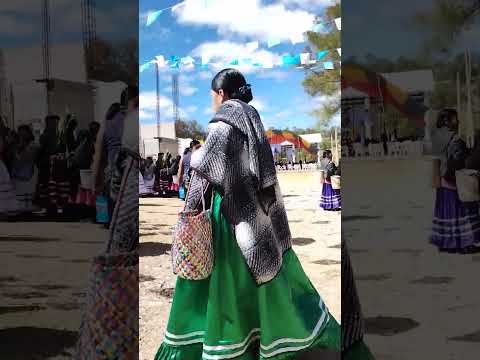 MAS MOMENTOS EN PAZ Y UNION 2026 EN ESPERA DE LA MISA DE MEDIO DIA #fiesta #tradiciones