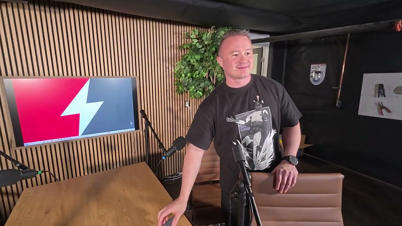 Мы в офисе FUSE у Руслана Хусниярова