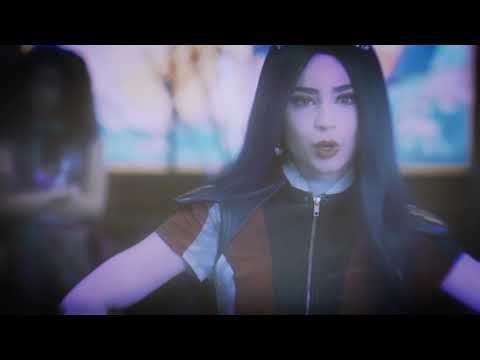 ♤×{ She's poison but tasty }×♤ | evil queen+evie queen❤🖤 #descendantsedit#evie#evilqueen