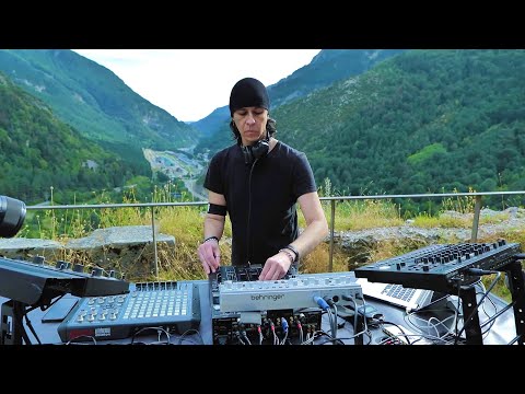 David Meiser - Live from the Pyrenees Mountains (Spain)