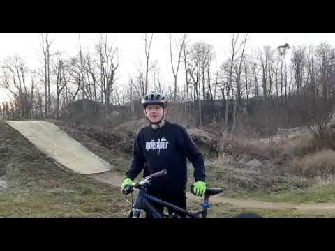 Junge mach die Kamera aus