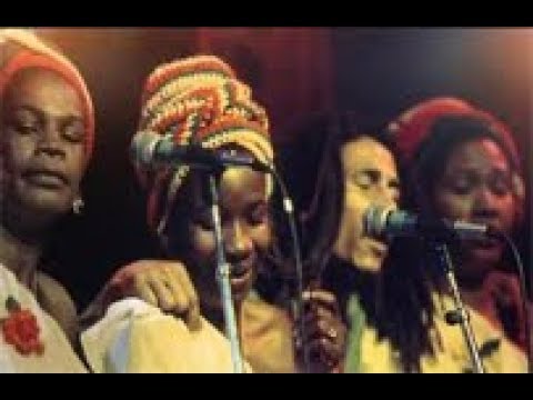 The I Threes  Performance - BOB MARLEY And Wailer (Rockpalast Dortmund Alemania)