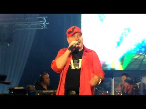 MICHAL DAVID - CELEBRATION- MEGATOUR PLZEN 28.11 2011