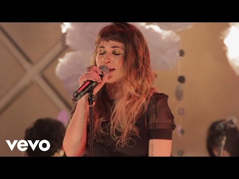 A Banda Mais Bonita da Cidade - Uma Atriz (Video Ao Vivo)