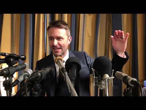 Chris Hardwick Shares Secrets of Effective Time Management