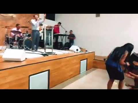 Apostolo Israel Santos profetizando para o mês de Outubro!