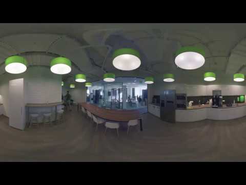 Deloitte - spacer po Q22 - 360°