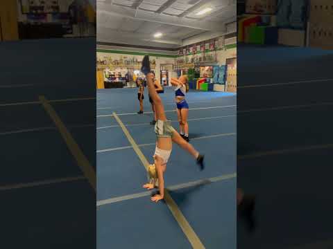 INDY HANDSTAND CHECK