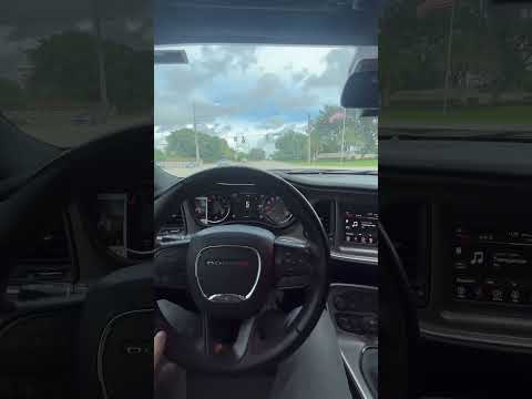 0-60 Pull in dodge challenger sxt v6 #dodge #challenger #v6 #hellcat