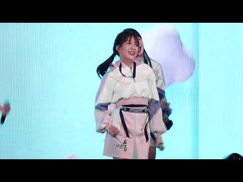 BNK48 - ฤดูใหม่【Mewnich BNK48 Fancam】「Fan Meet Tinten x BNK48」03.04.19