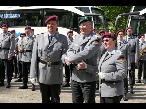 Heeresmusikkorps Koblenz Übergabe Schütz-Knospe zu Kolodziej