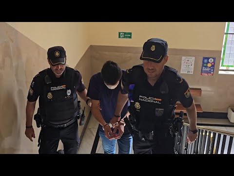 Nazzaryn N, acusado de la violación y muerte de la joven Krawla, llega a la Audiencia Provincial