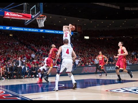 Arizona Blows by USC, 87-57 Highlights