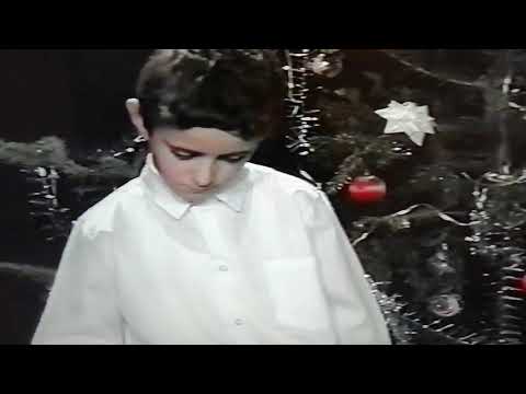 Andrei Ghiță 9ani, la metalofon (glockenspiel)  - potpuriu colinde 1997