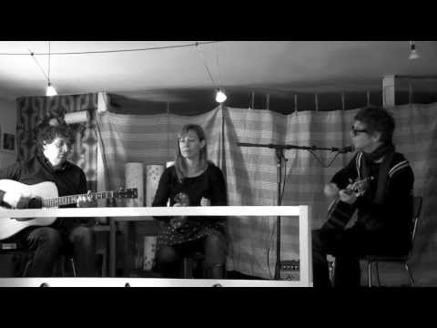 On Every Corner - THE APARTMENTS // live at French Touche, Paris. part3/5