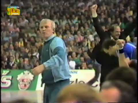 Vujovic, Isakovic y Vukovic, puro arte en el contraataque Final Mundial SUI-1986 - YUG-HUN.