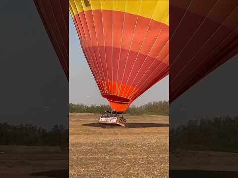 Hot Air Balloon Landing!
