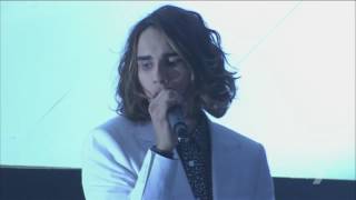 Showstopper Isaiah Firebrace Sings Halo By Beyonce